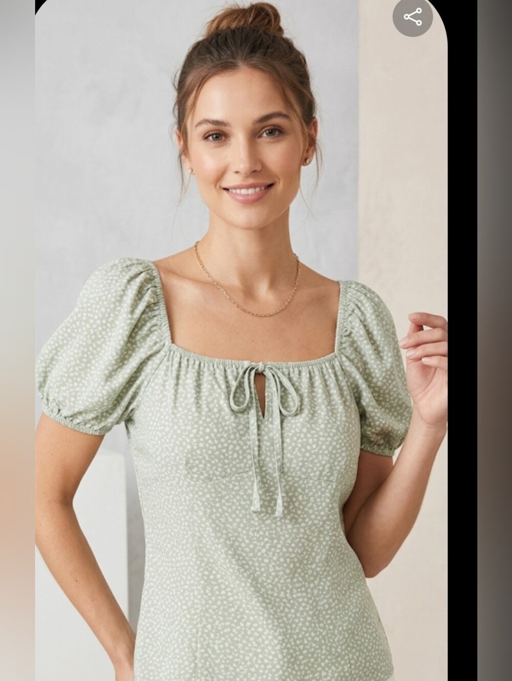 Suzy Shier Light Green Puff Sleeve Square Neck Top